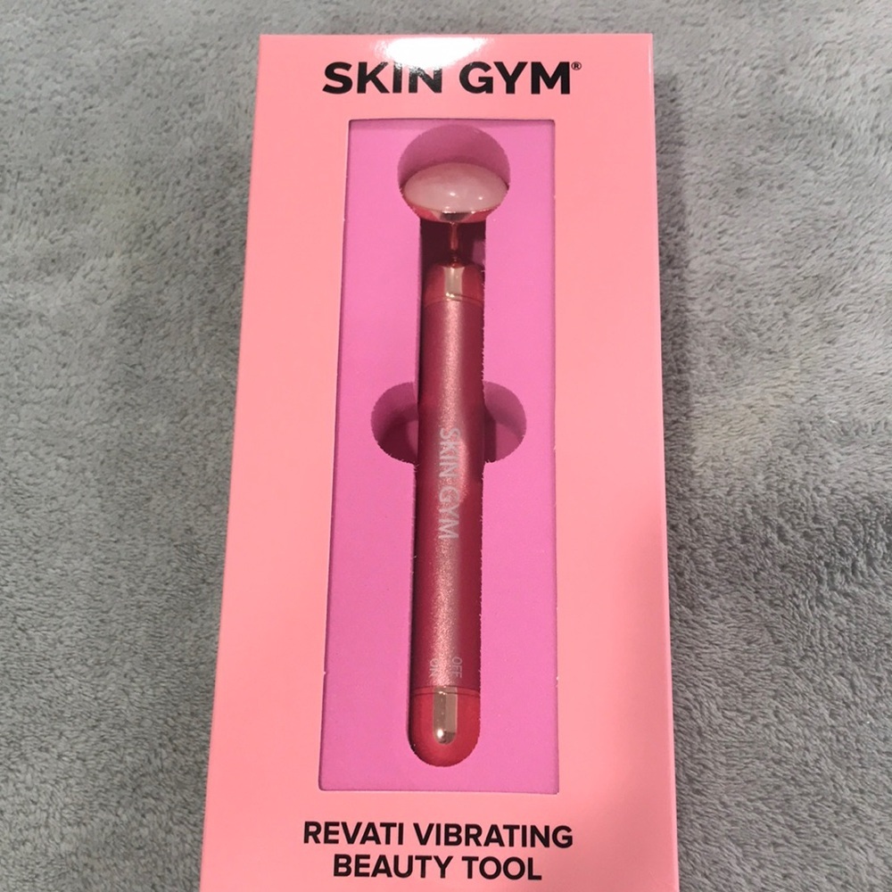 Skin Gym  Revati Vibrating Beauty Tool  New in Box